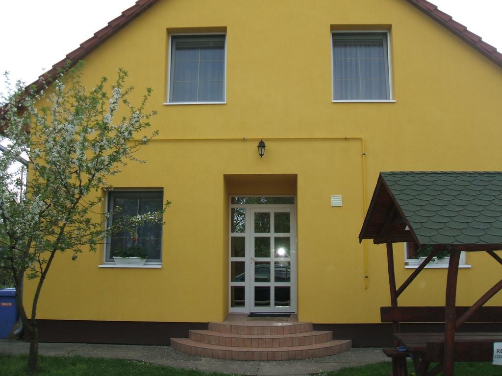 Tó Vendégház Debrecen Exterior foto